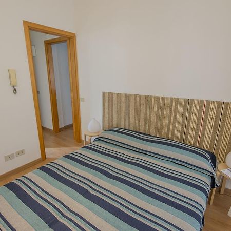La Terrazza Del Baglio Apartment Мондело Екстериор снимка